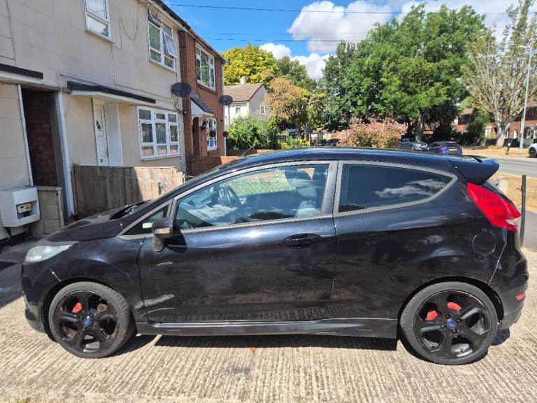 Ford, FIESTA, Hatchback, 2012, Manual, 1560 (cc), 3 doors