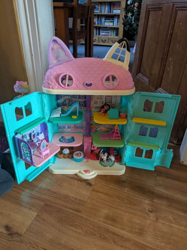 Gabby's doll house and Gabby ears