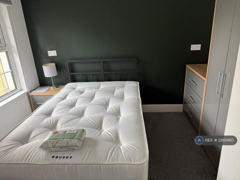 1 bedroom in London Road, Maidstone, ME16 (#2861460)
