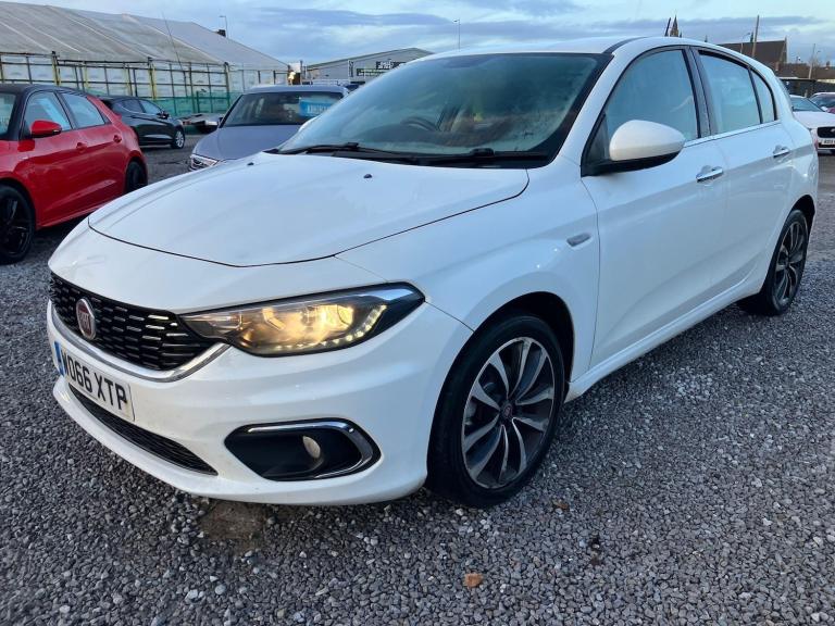 2017 Fiat Tipo 1.3 MultiJetII Lounge Euro 6 (s/s) 5dr HATCHBACK Diesel Manual