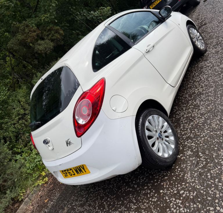 Ford, KA, Hatchback, 2014, Manual, 1242 (cc), 3 doors