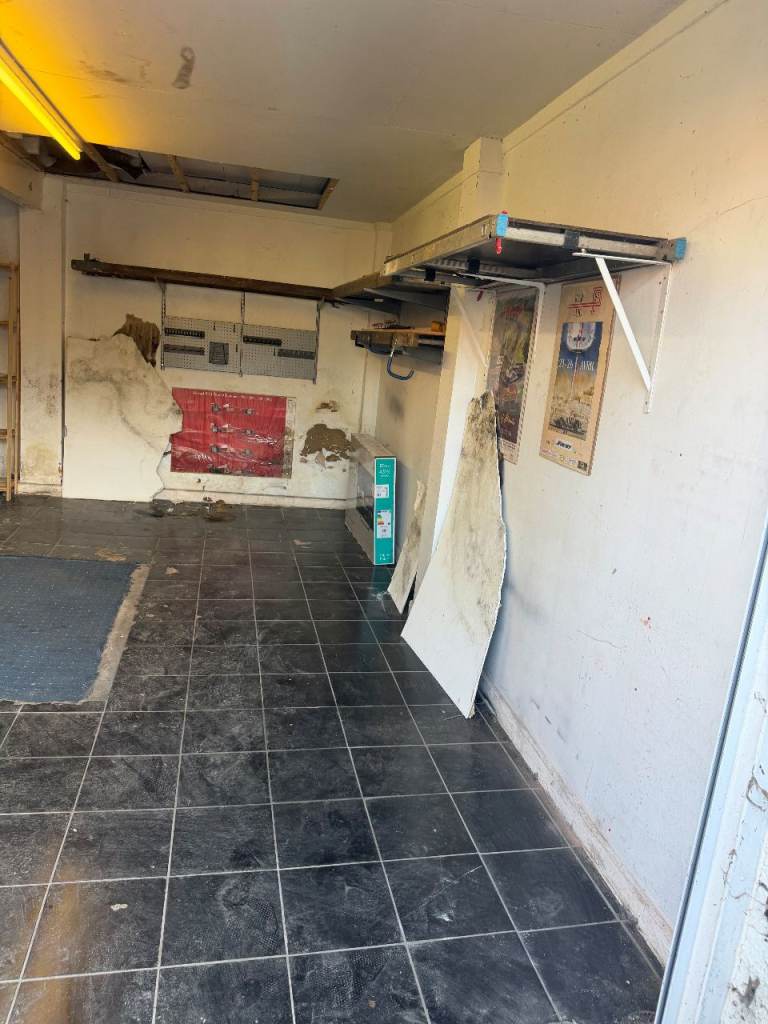 Garage for rent