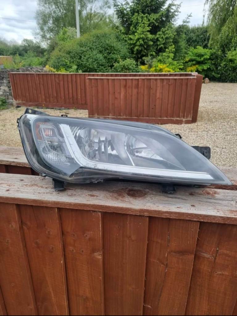Peugot boxer headlight
