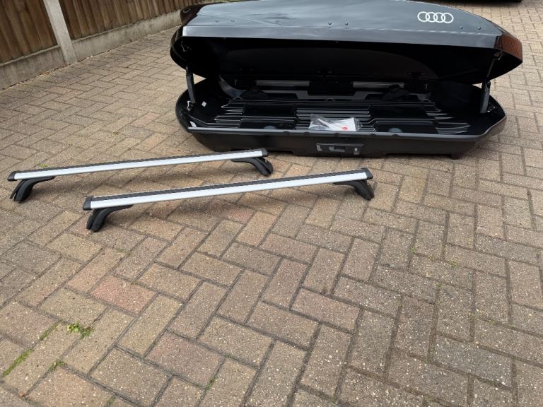 Audi Roof Box 250l with Audi roof bars