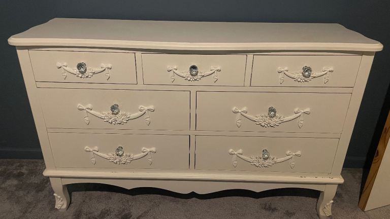 image for Bedroom furniture set