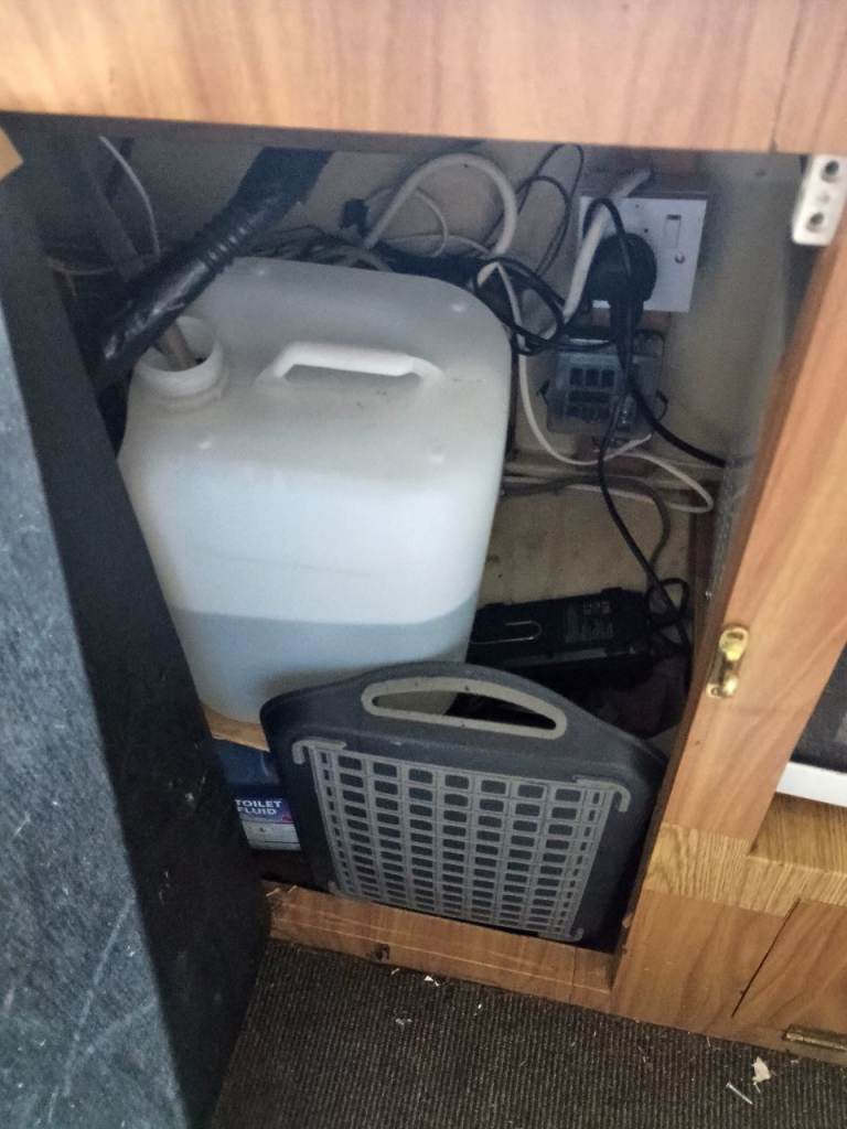 FIAT DUCATO CAMPER + TOW CAR