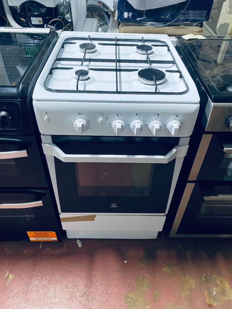 INDESIT 50cm Gas Cooker - White 