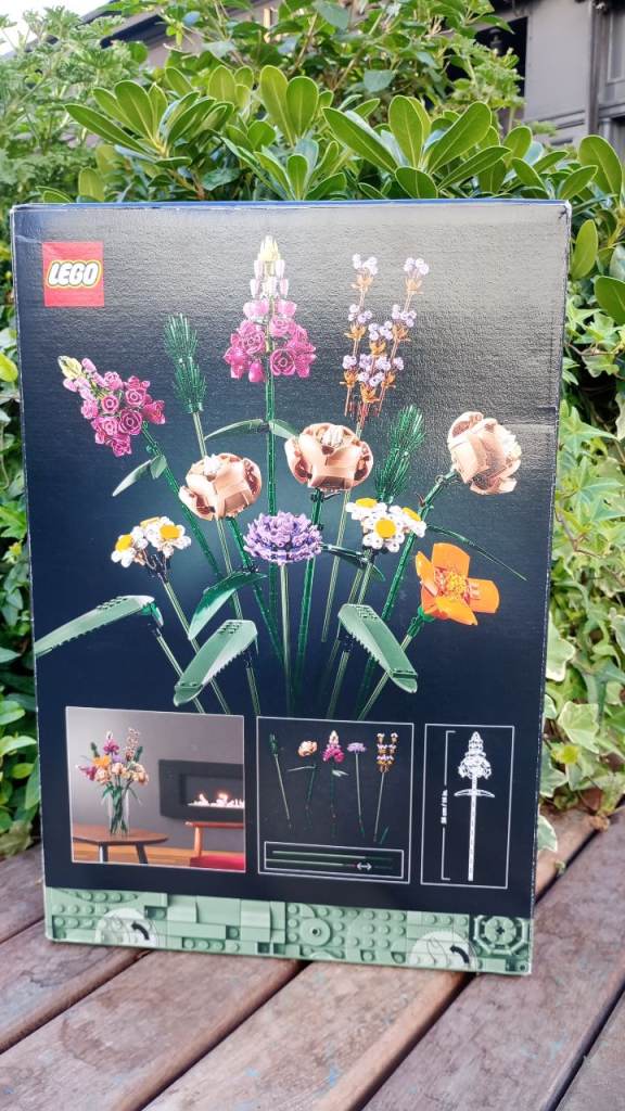 New boxed Lego flowers
