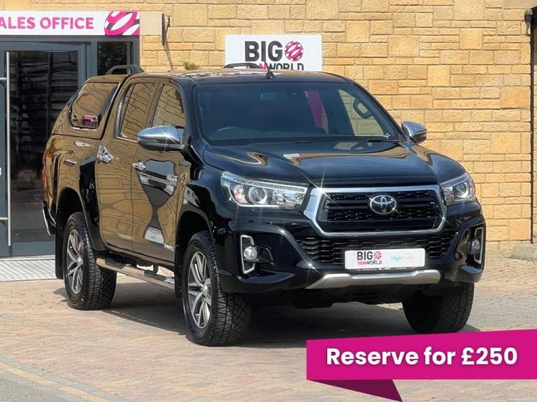 Toyota Hilux D-4D 150 INVINCIBLE X 4WD DOUBLE CAB WITH TRUCKMAN TOP AUTO