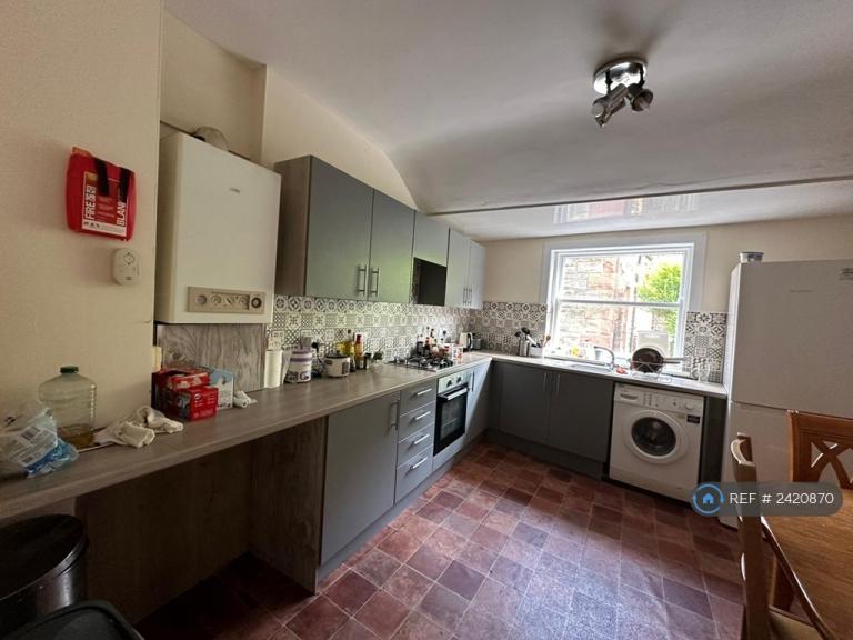 2 bedroom house in Mirrlees Lane, Glasgow, G12 (2 bed) (#2420870)
