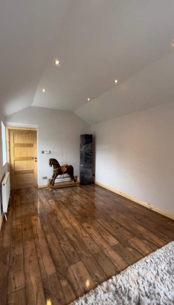 Modern 1 -Bedroom House | House | Furnished | Parking | Bentley St, Rochdale, Manchester - OL12