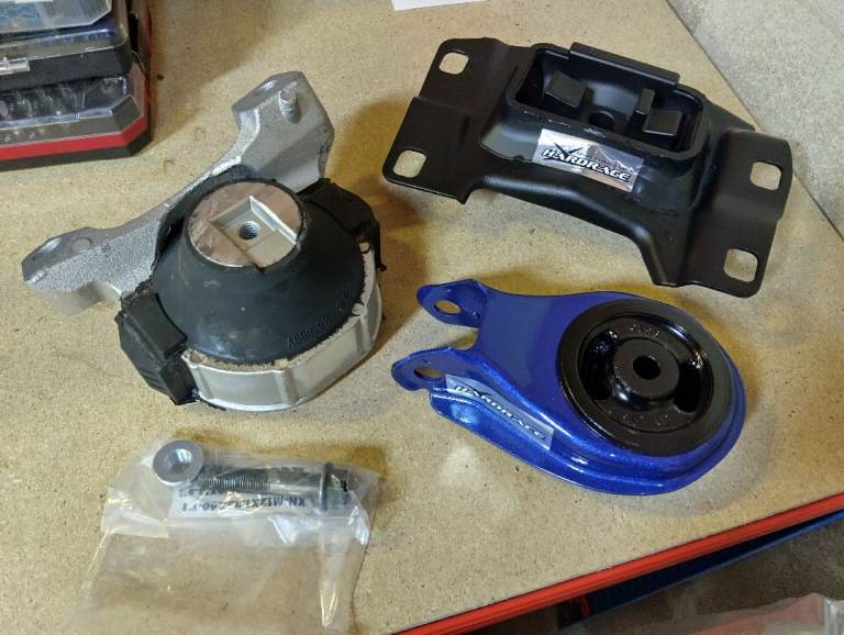 Hardrace Full set Engine Mount (Hardened) for Ford Focus Mk2 ST / RS