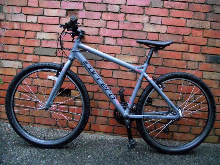 CARRERA AXLE LTD EDITION 27.5 HYBRID BIKE FOR SALE.CLEAN CONDITION.(FULLY SERVICED)