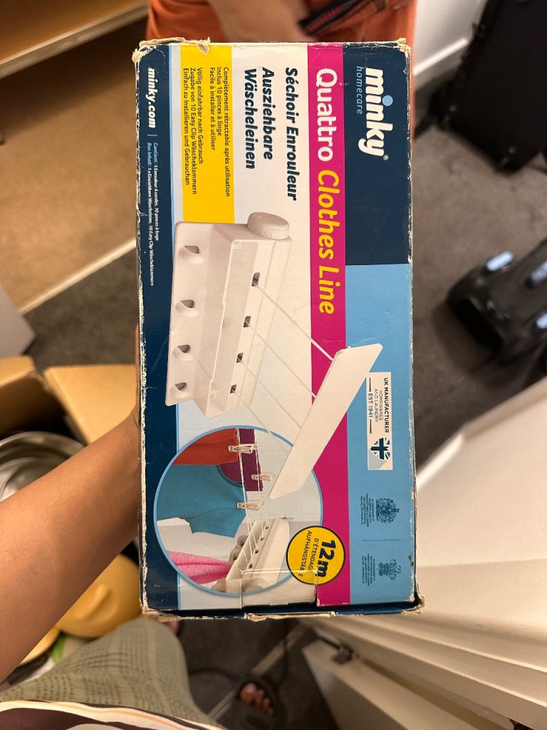 Minky Quattro Retractable Clothes Line 12m – NEW