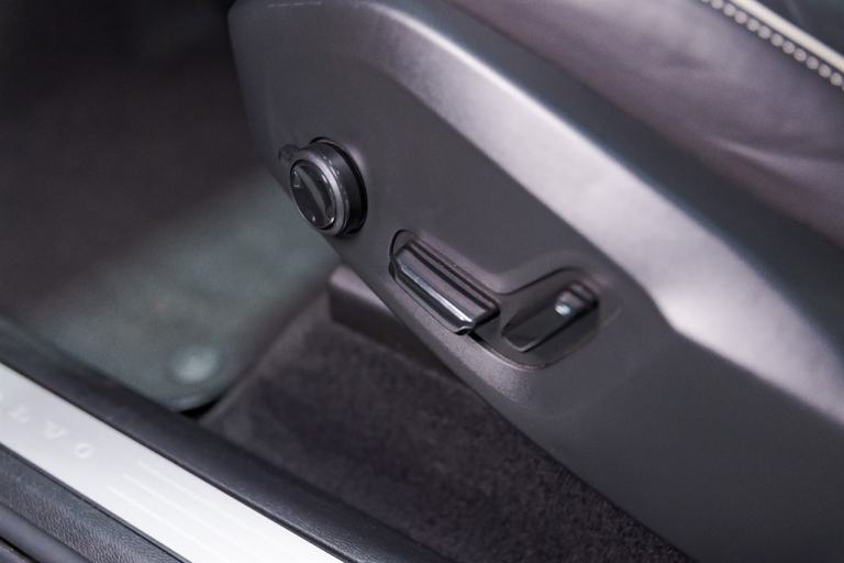 2022 Volvo XC60 2.0 B4D R DESIGN Pro 5dr AWD Geartronic ESTATE DIESEL Automatic