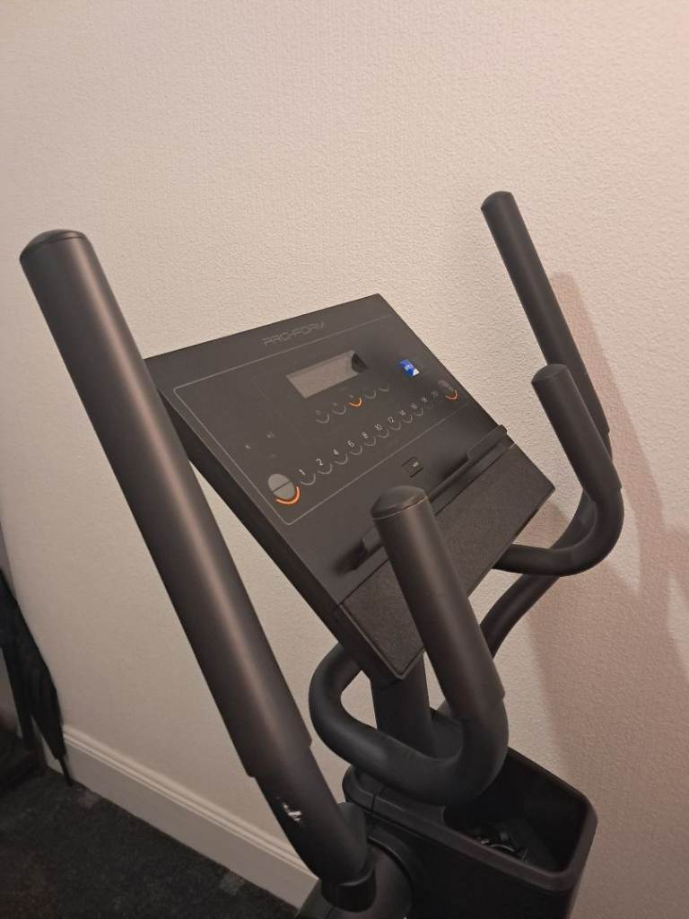 ProForm Sport Elliptical Cross Trainer - 10 months old (see last photo as proof), used 3 time