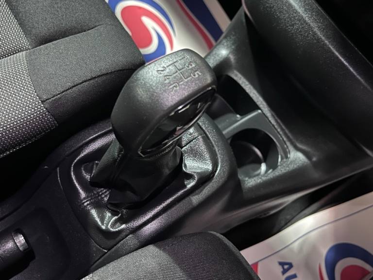 2018 Citroen C4 Cactus 1.6 BlueHDi W Hatchback 5dr Diesel Manual Euro 6 (100 ps) Hatchback Diesel...