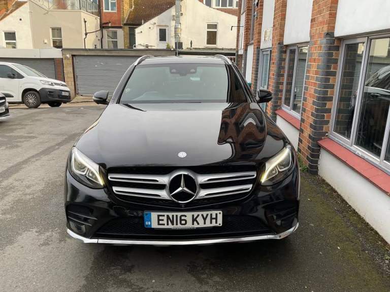 MERCEDES 2016 GLC250D AMG LINE PREMIUM 2.1 G-TRONIC 4-MATIC EURO 6. 1 GENUINE OWNER FROM NEW