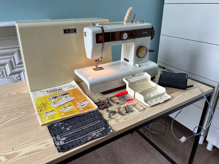 Brother Model XL1001 Sewing Machine - Fully Working - Excellent Condition