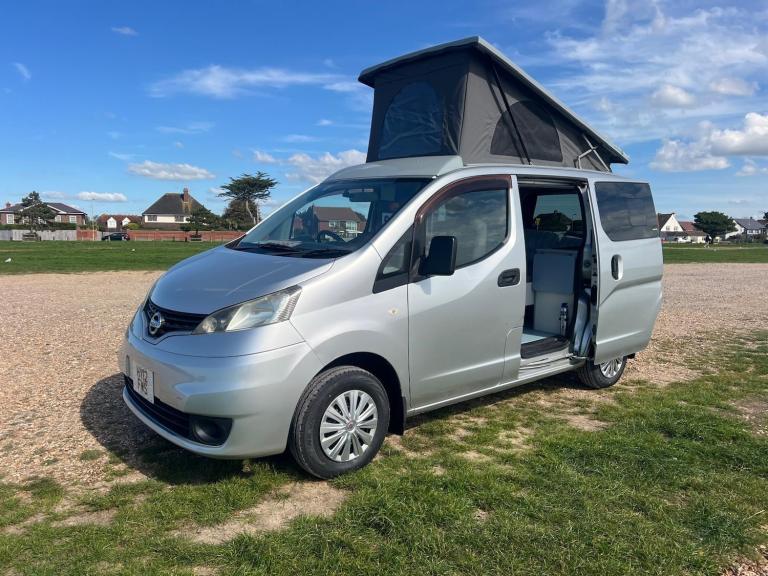2012 Nissan NV200 1.6 Petrol Automatic Camper  Elevating Roof  L shape Pull Out