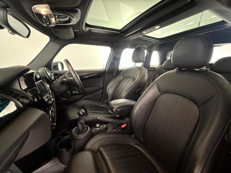 2019 MINI Hatch 1.5 Cooper Exclusive Euro 6 (s/s) 5dr HATCHBACK Petrol Manual