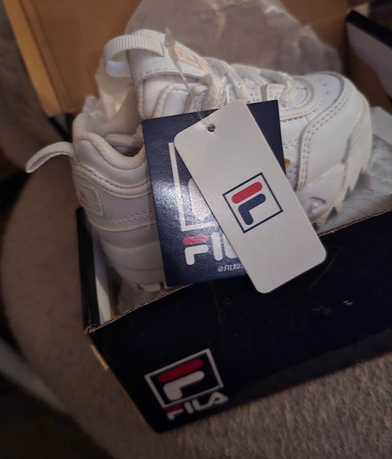 Brand New Fila Disruptor Trainers – White with Gold Detail