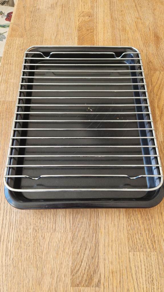 Backing tray and backing rack 