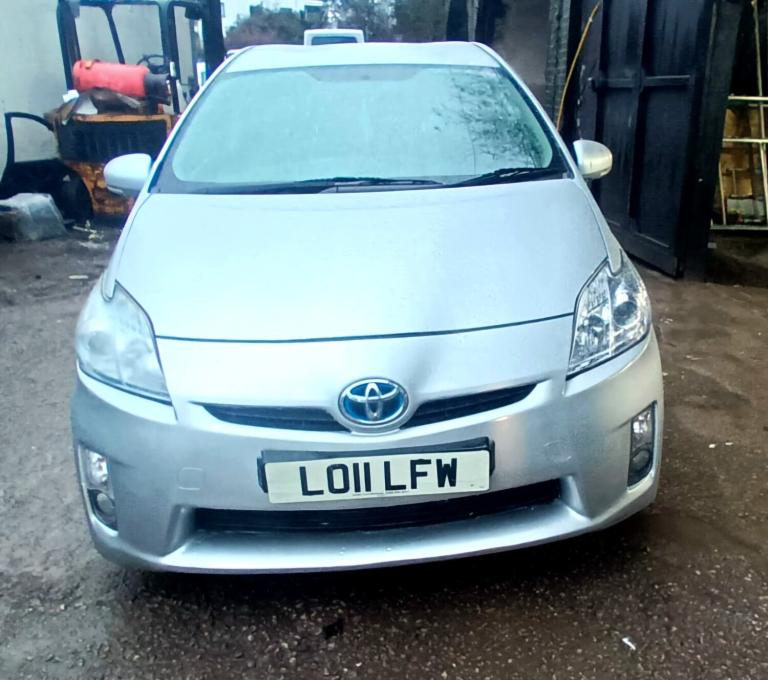 2011, TOYOTA PRIUS 1.8, Hybrid, Great condition 