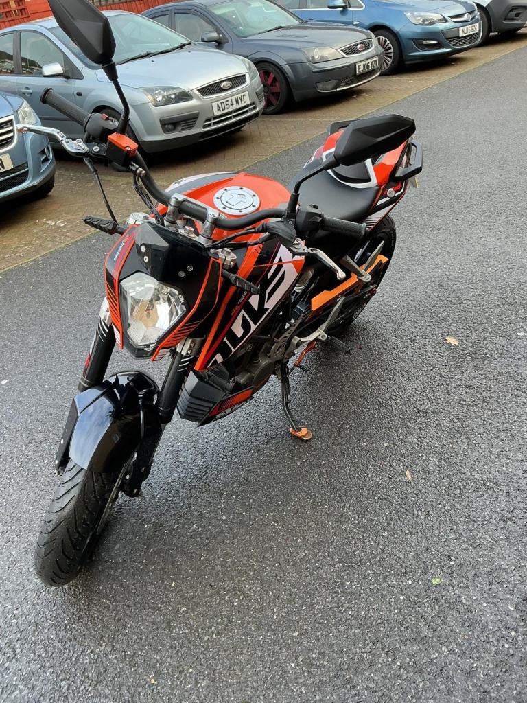 KTM 125