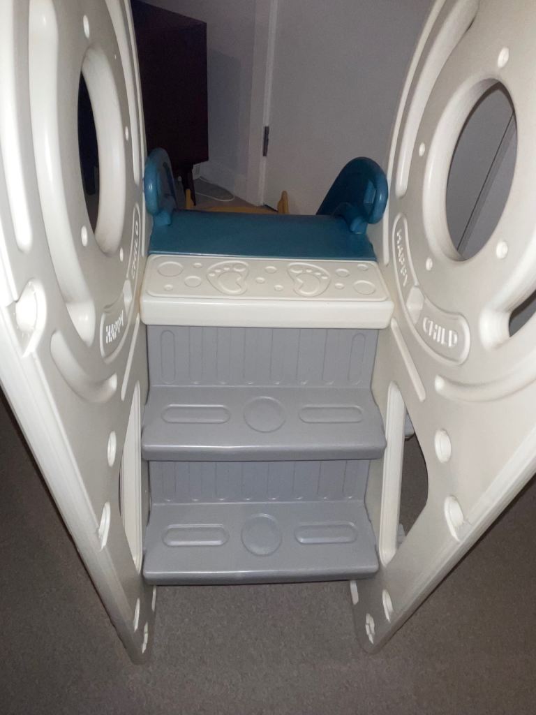 Kids' Garden and indoor Slide – Multicoloured, Good Condition