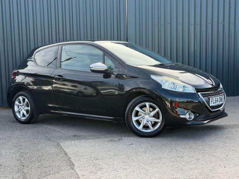 2014 Peugeot 208 1.2 208 Style 3dr Hatchback Petrol Manual