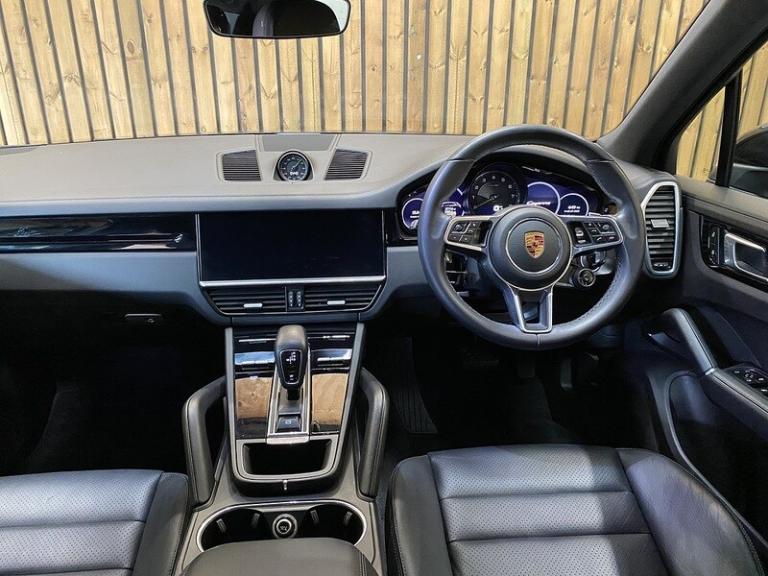 2022 Porsche Cayenne V6 E-Hybrid SUV HYBRID Automatic