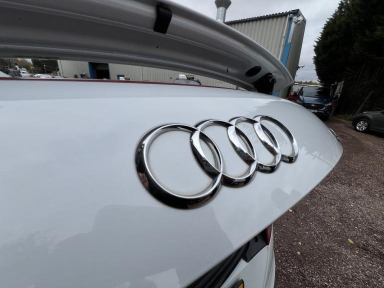 AUDI TT 2.0 TDI Black Edition 2013