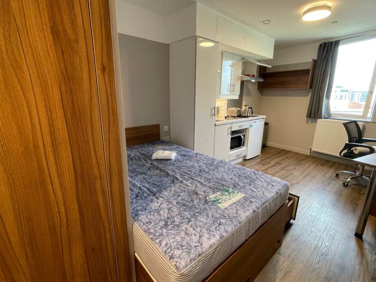 Student Studio for sublet near Wembley Park Station