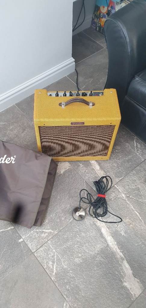 Fender blues junior amp 