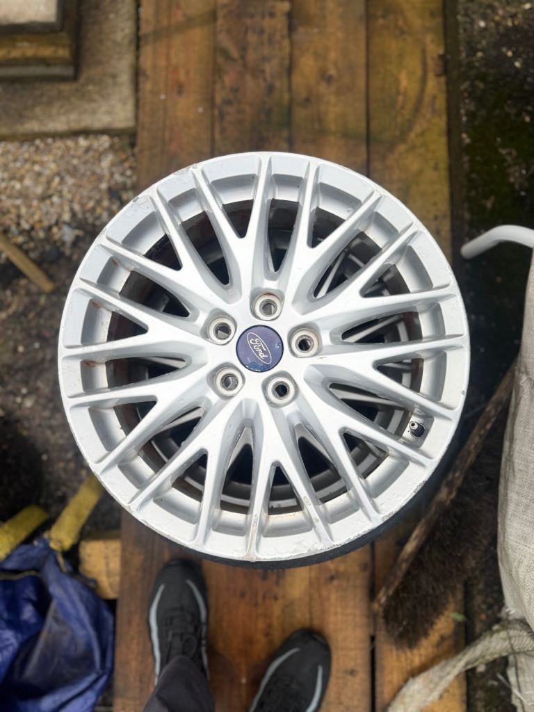 Ford alloy wheels 17inch 