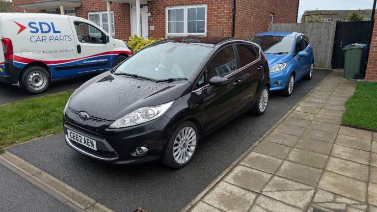 Ford, FIESTA, Hatchback, 2012, Manual, 1399 (cc), 5 doors