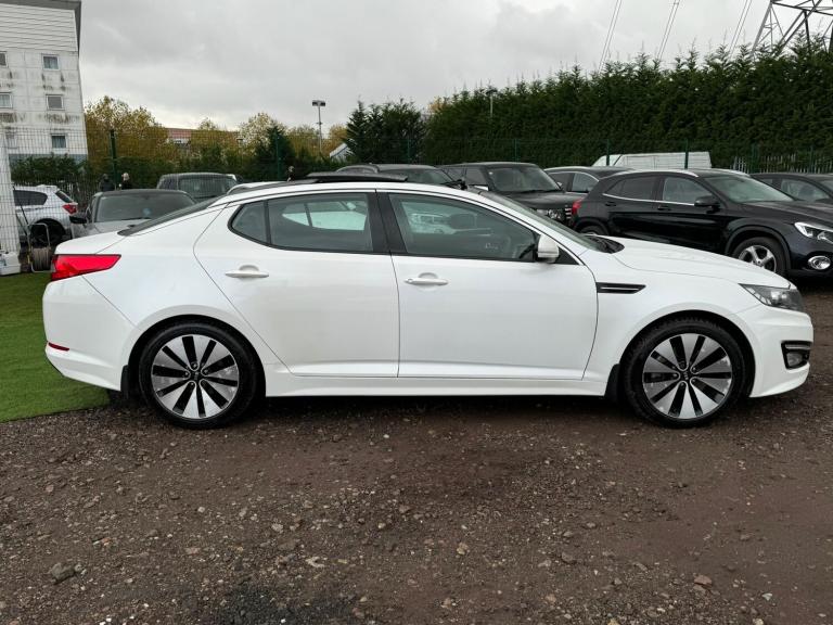 2012 Kia Optima 1.7 CRDi 2 Luxe 4dr Pan Roof Loaded* SALOON Diesel Manual