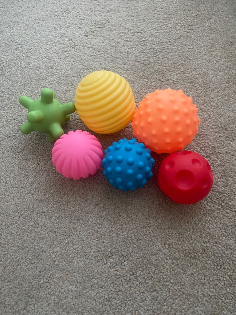 Baby sensory balls 