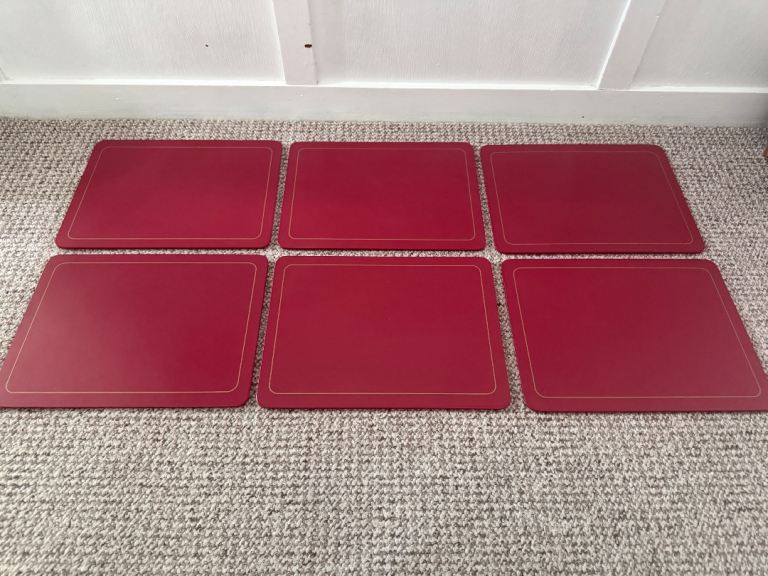 Cloverleaf Red pimpernel Burgundy placemat set of 6