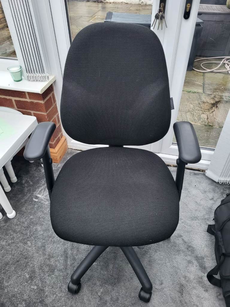 Computer chair