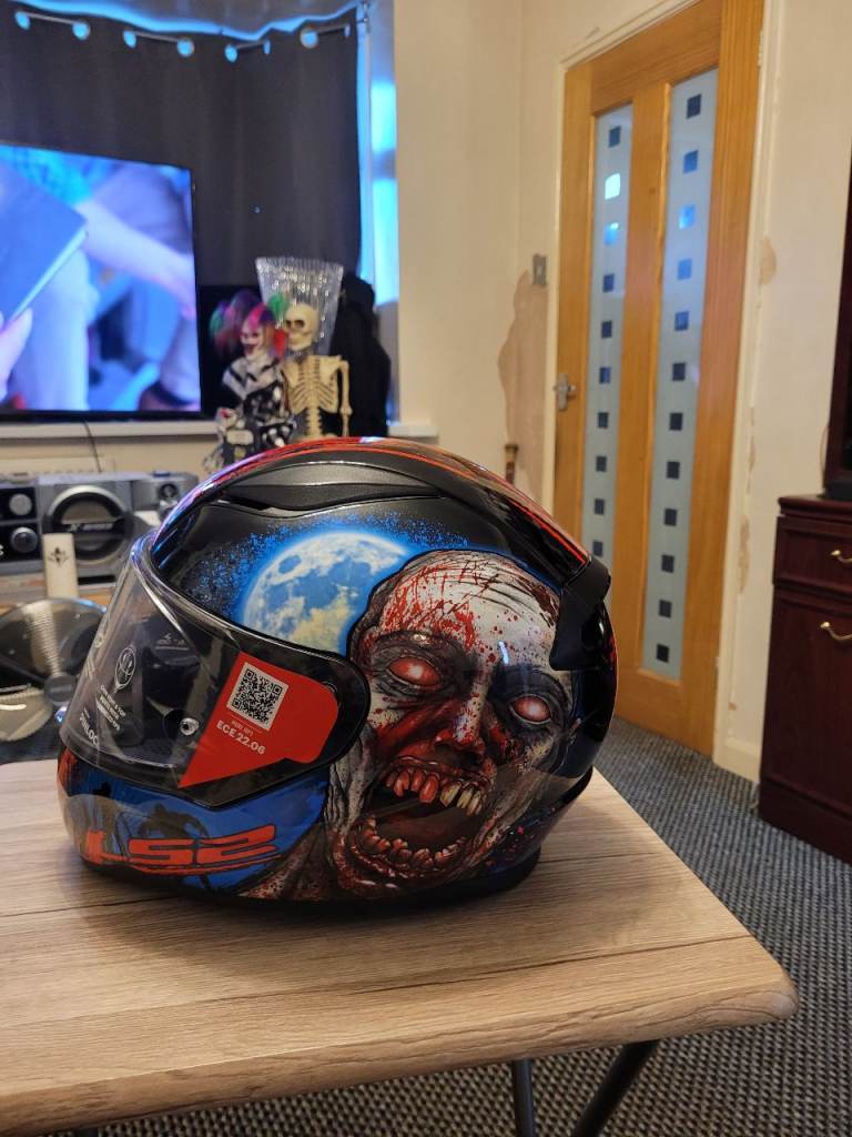 New ls2 fullface crash helmet