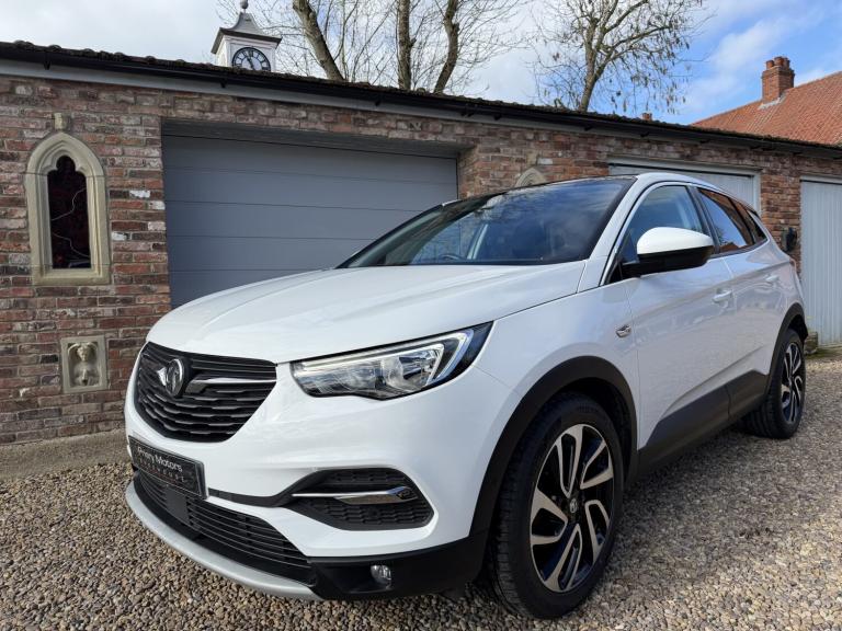 VAUXHALL GRANDLAND X 1.5 Turbo D BlueInjection Elite Nav 2018