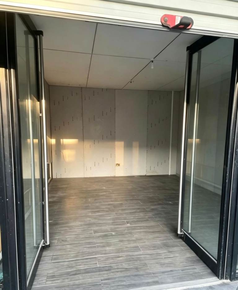 Unit ro rent