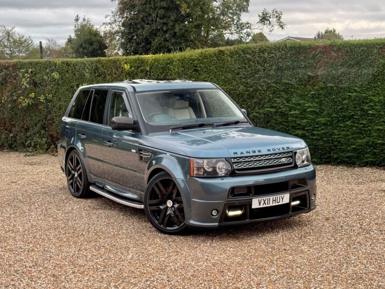 Land Rover Range Rover Sport 3.0 SDV6 HSE Luxury Revere L320 4X4 Diesel  2011