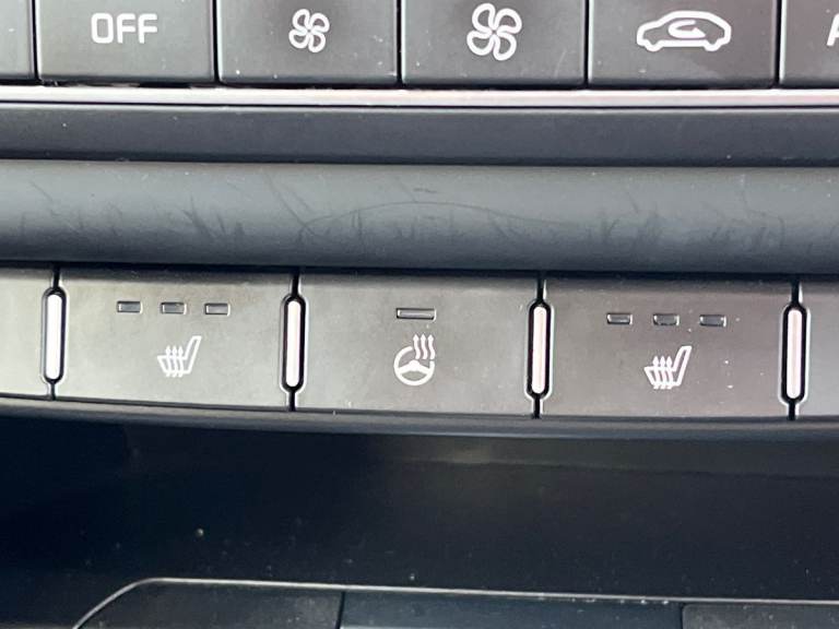  Kia Ceed 1.5 T Gdi Gt Line Hatchback 5dr Petrol Manual Euro 6 s/s 158 Bhp