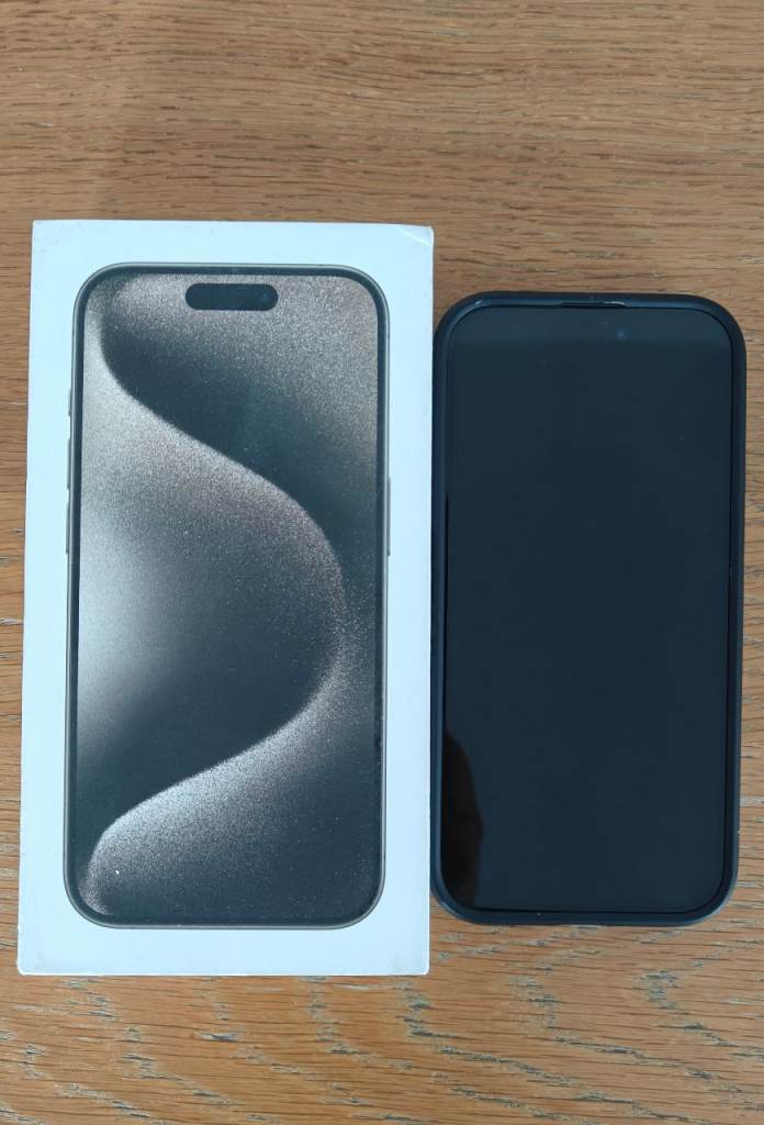 iPhone 15 pro Titanium 