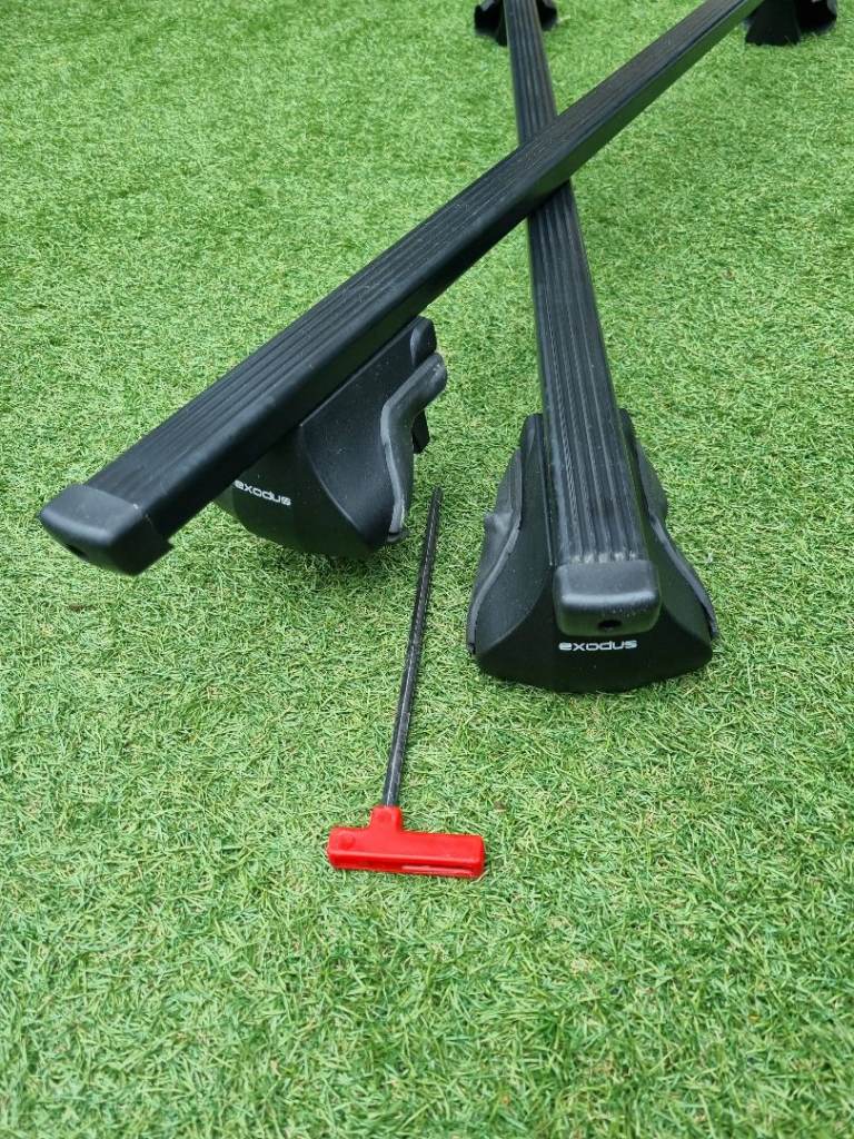 Exodus roof bars 123cm long