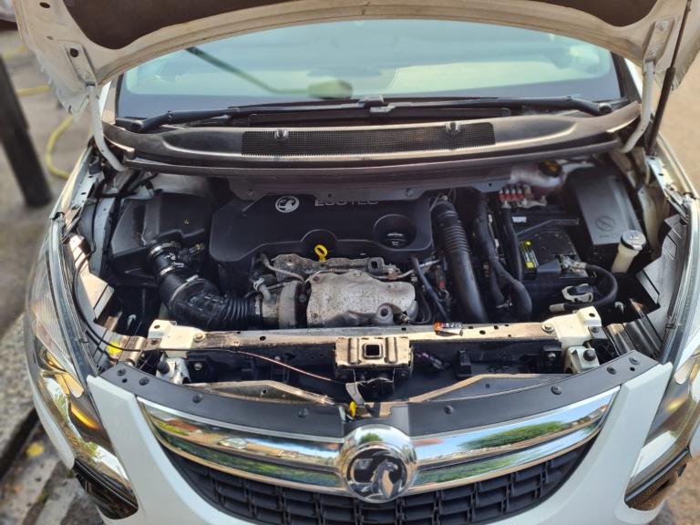 Vauxhall, ZAFIRA, MPV, 2015, Other, 1956 (cc), 5 doors