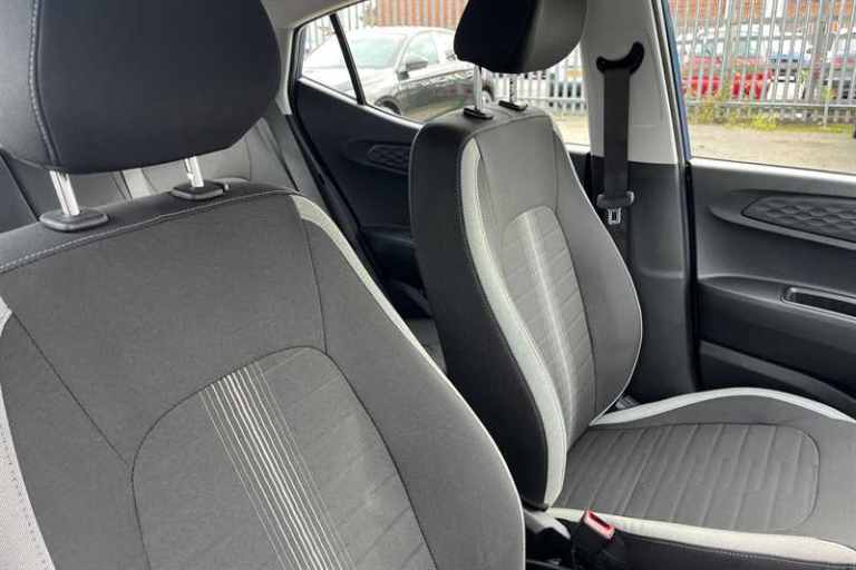 2025 Hyundai i10 1.0 [63] Advance 5dr Auto [Nav] HATCHBACK PETROL Automatic